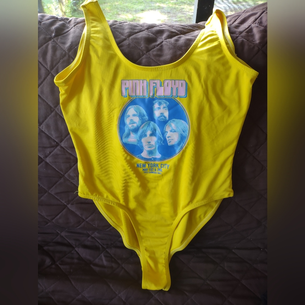 Pink Floyd med swim suit